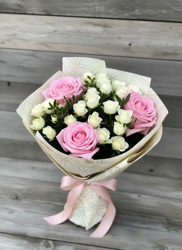 Букет цветов из: Розы в Глухово