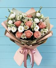 Букет цветов из:  Розы, Альстромерии и Лизиантусы в Глухово