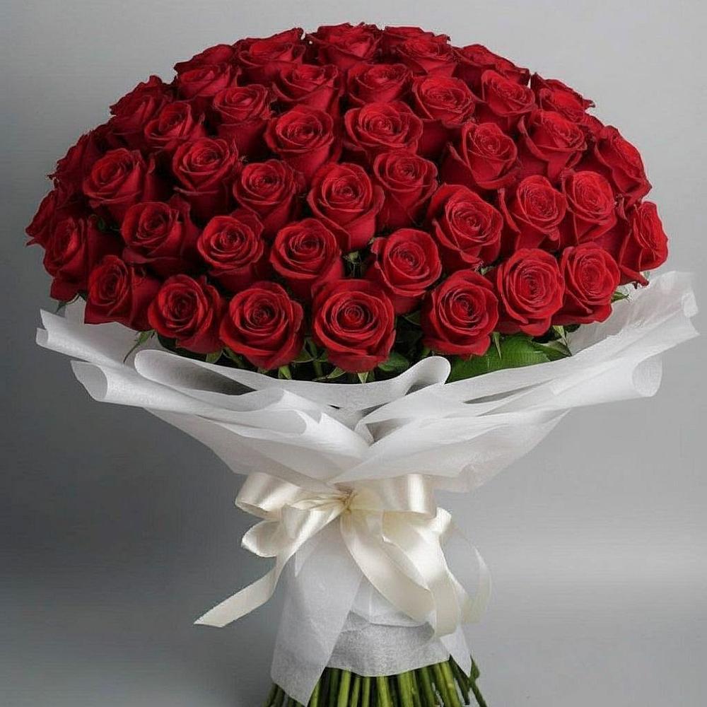 Букет 101 Красная роза Блэк Мэджик в Глухово