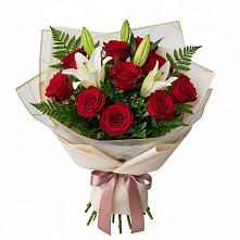 Букет цветов из:  Лилии и Розы в Глухово