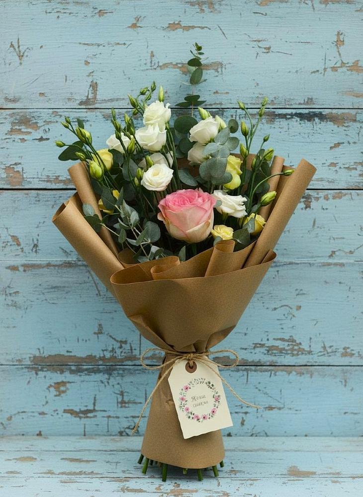 Букет цветов из: Розы и Лизиантусы в Глухово