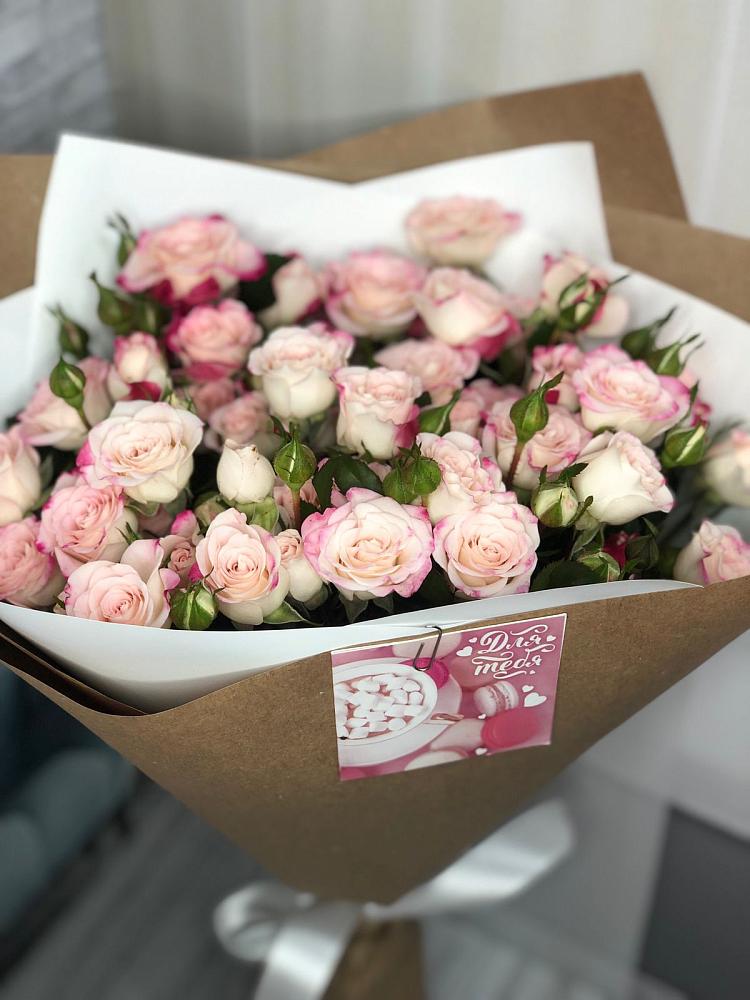 Букет цветов из: Розы в Глухово