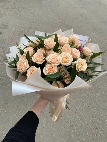 Букет Кремовые розы Латте в Глухово