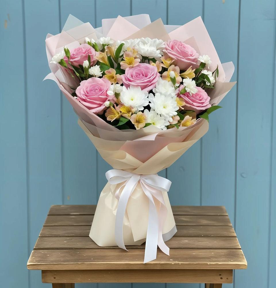 Букет цветов из: Гвоздики, Орхидеи и Розы в Глухово