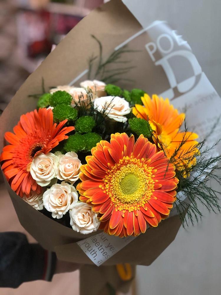 Букет цветов из: Герберы, Хризантемы и Розы в Глухово
